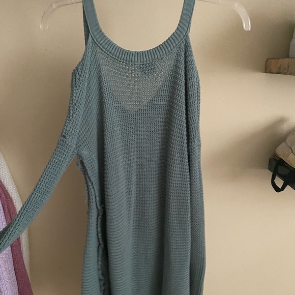 Olive Bare Shoulder sweater/dress - Picture 3 of 3